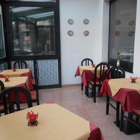 Hotel Adler Milánó Kültér fotó