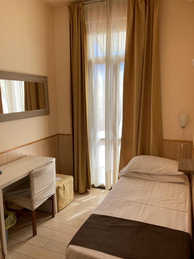 Hotel Adler Milánó Kültér fotó