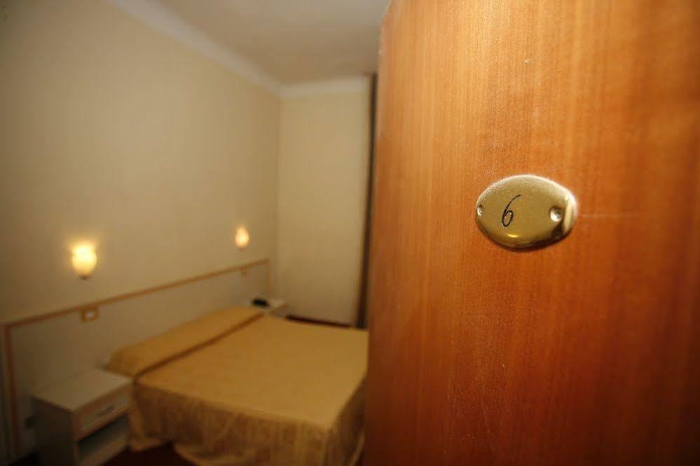 Hotel Adler Milánó Kültér fotó